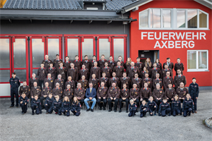 Mannschaftsfoto der Freiwilligen Feuerwehr Axberg